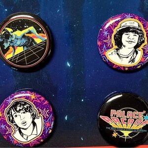 NWT Stranger Things 4-pack Season 3 Button Pins